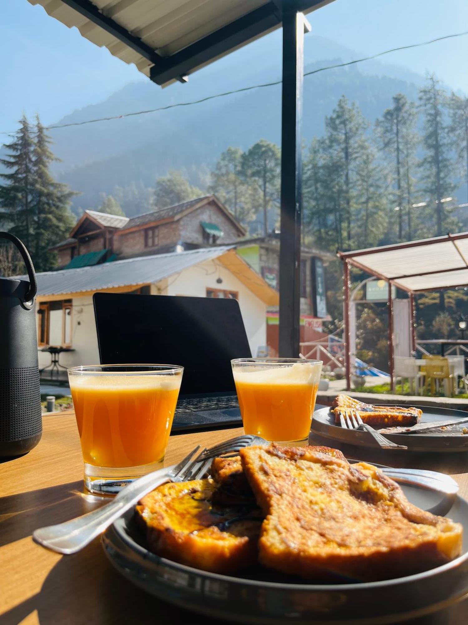 Hotel Adinova Kasol Exterior foto